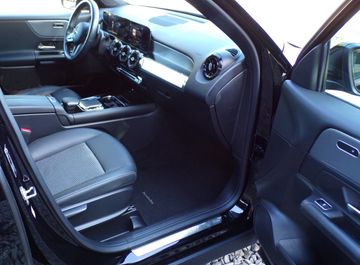Mercedes GLB 180 - 11