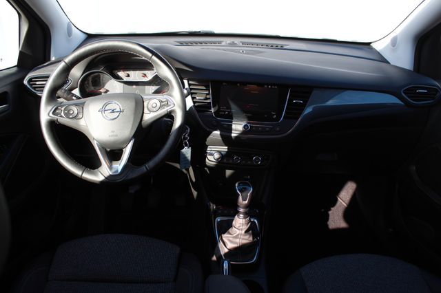 Fahrzeugabbildung Opel Crossland 1.2 Turbo Enjoy KlimaA,LED,Navi,SHZ,LM