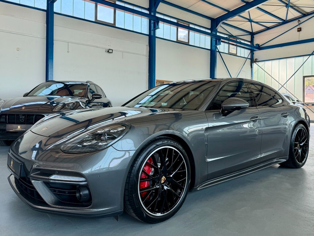 Image of Porsche Panamera