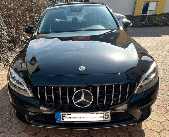 MERCEDES-BENZ 2019 / C 180 Autom.