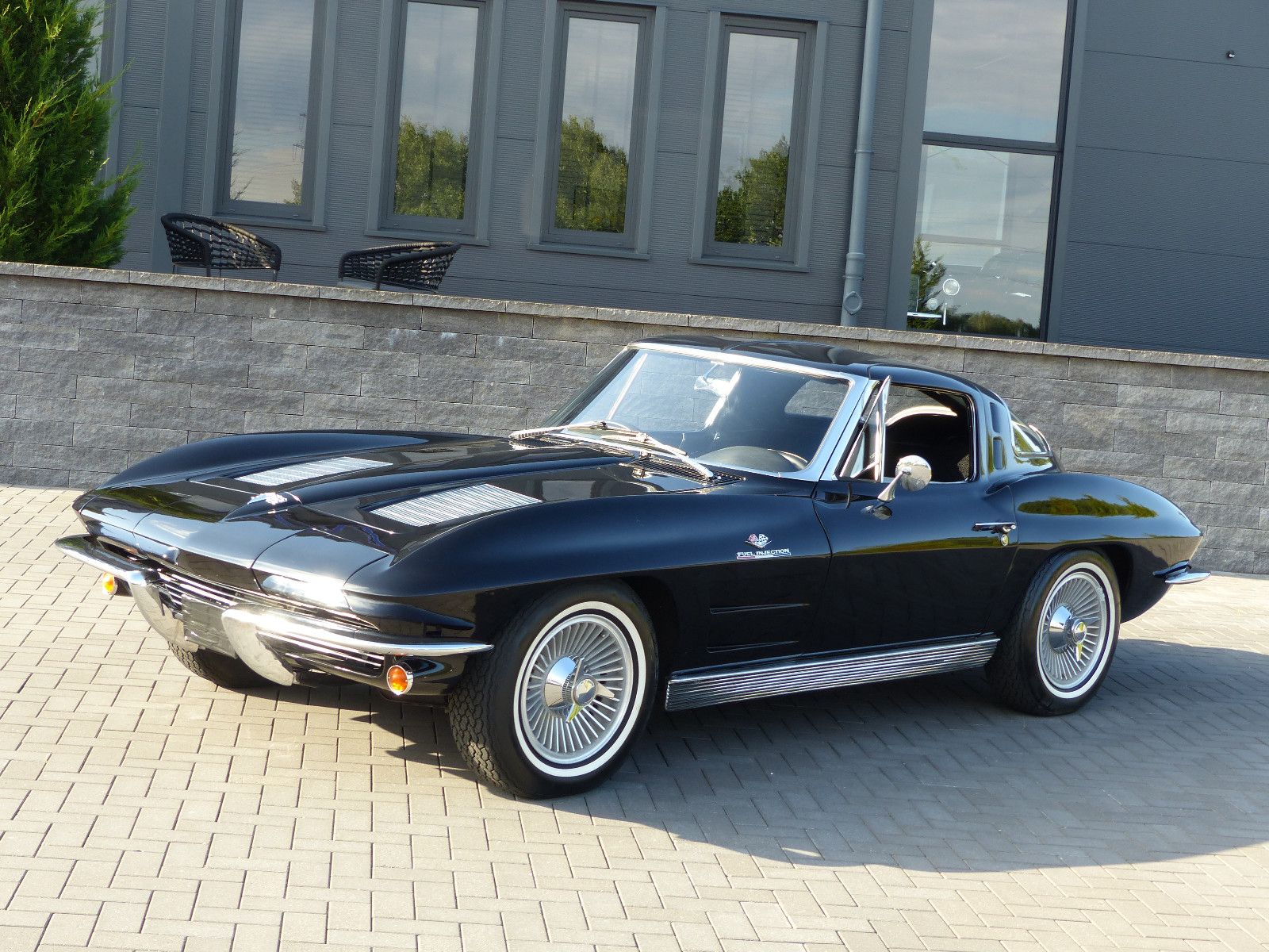 Fahrzeugabbildung Corvette Stingray Splitwindow orig.Fuel Injection