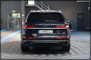 Audi Q7 - 4