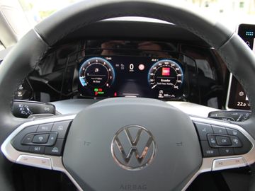 Volkswagen Golf VIII Variant 1.5 eTSI Style Tiptronic KLIMA