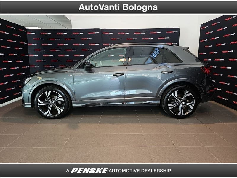 Other Audi Q3 Q3 35 2.0 tdi Identity Black s-tronic imagem 2