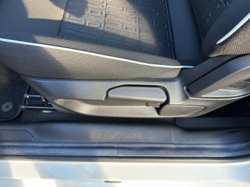 Fiat 500 e Basis 42 kWh Carplay+LM+Allwetter+RFK+SHZ