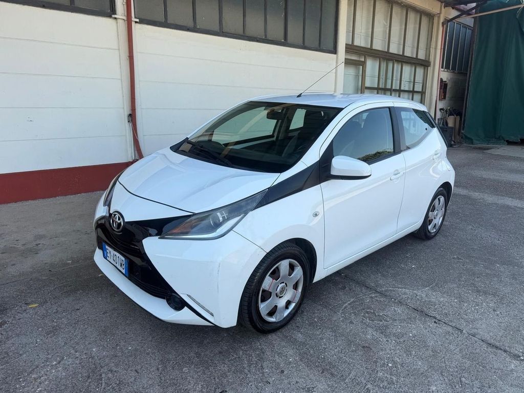 Image of Toyota Aygo (X)
