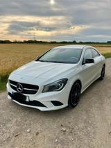 Mercedes-Benz CLA 200 Urban Urban - Mercedes-Benz CLA 200 aus 2013