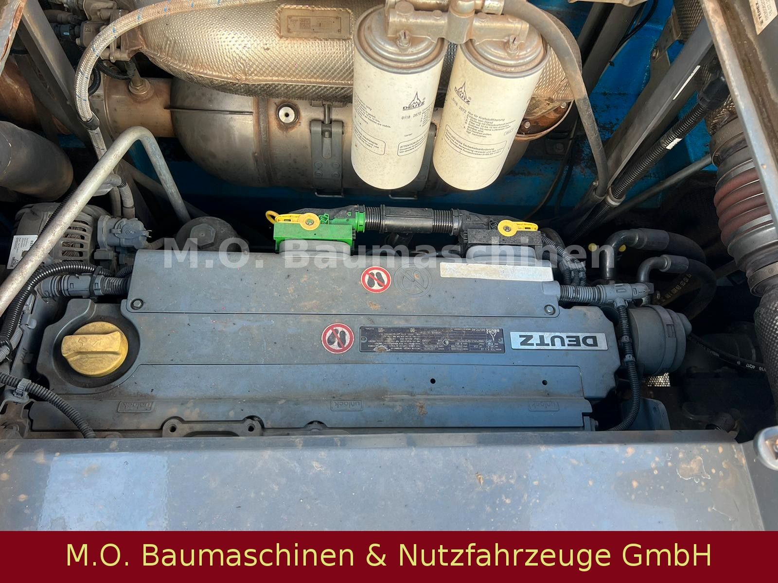 Fahrzeugabbildung Fuchs MHL 350  T4f / AC  /Polypgreifer / ZSA /Ad Blue/