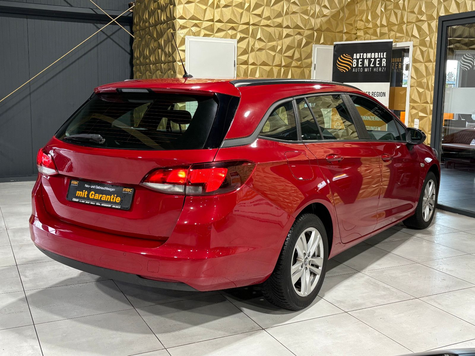 Fahrzeugabbildung Opel Astra K Sports Tourer Edition/APPLE-CAR/SHZ/KLIM