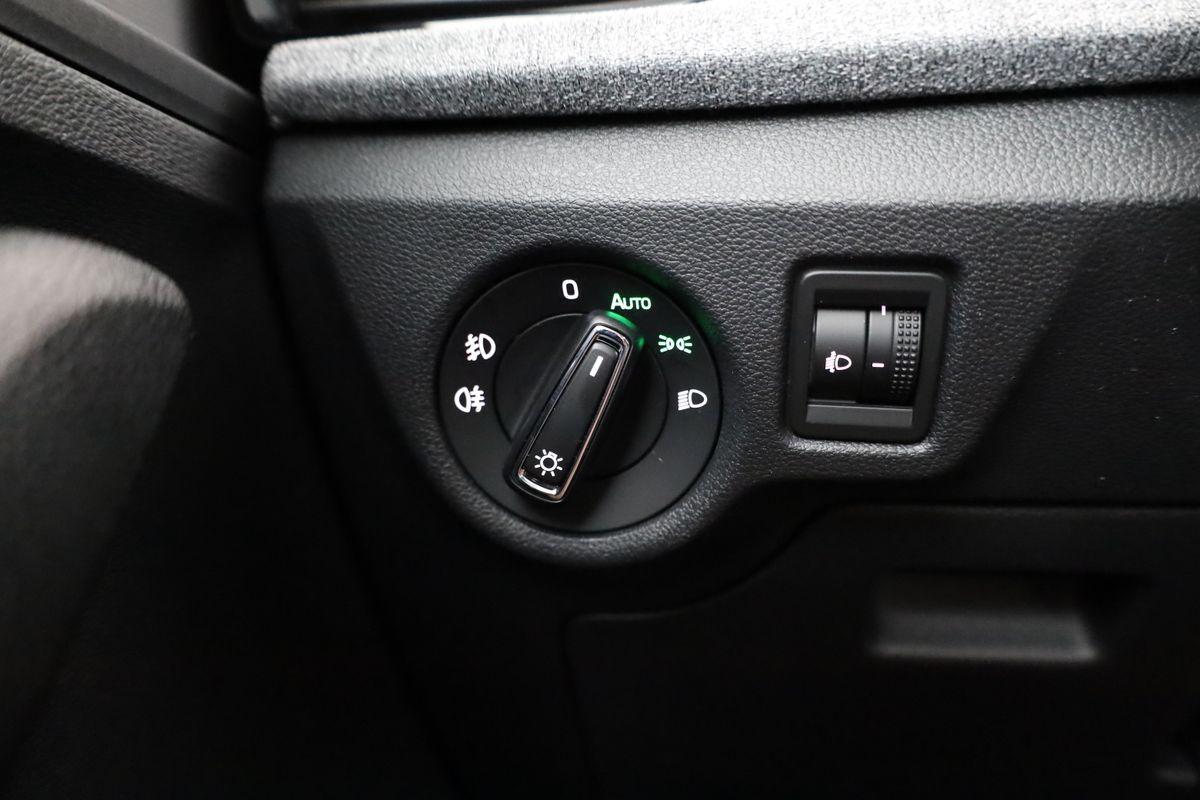 Skoda Kamiq 1.5 TSI DSG Selection, AHK, LED, Kamera, L, миниатюра 10