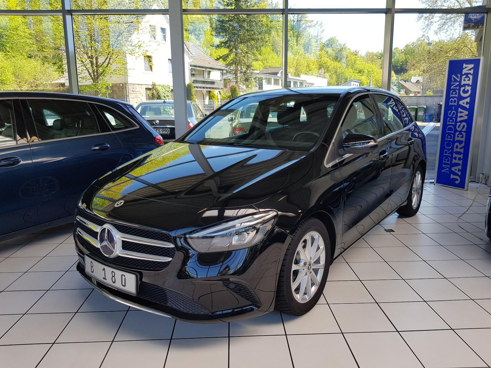 Mercedes-Benz B 180 PROGRESSIVE AUTOMATIK PTS SHZ TEMPO