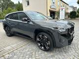 BMW XM 4.4 360° AHK MASSAGE HEAD-UP 23" B&W CARBON - gebrauchte BMW XM aus dem Jahr 2023