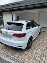 Audi RS 3 Sportback MATRIX*PANO*RS-AGA*280KM/H*R - Audi RS3: Weiß