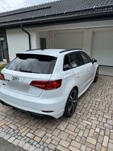 Audi RS 3 Sportback MATRIX*PANO*RS-AGA*280KM/H*R - Audi RS3: Weiß