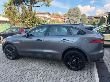 Jaguar F-Pace - 6