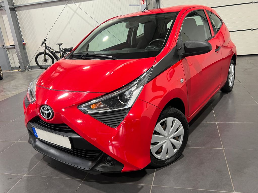 Image of Toyota Aygo (X)