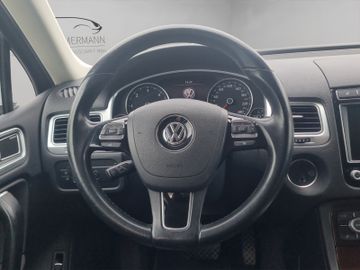Volkswagen Touareg - 9