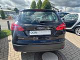 Ford Focus Turnier 1.5 Business *Klima*Navi*2te Hand* - Ford Focus Gebrauchtwagen in Bremen