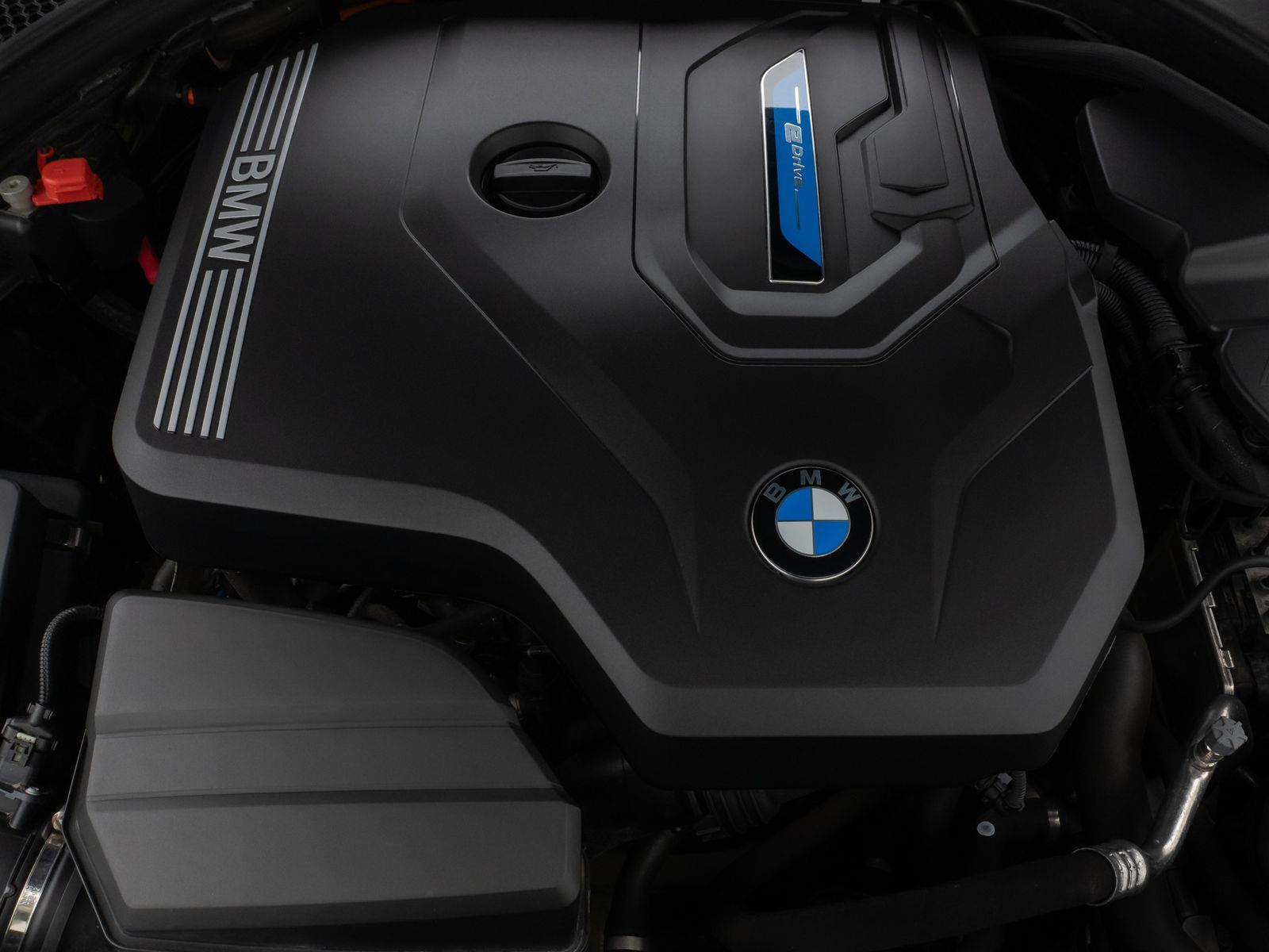 Fahrzeugabbildung BMW 330e xD Sport Line Kamera Laser HUD DAB HiFi AHK