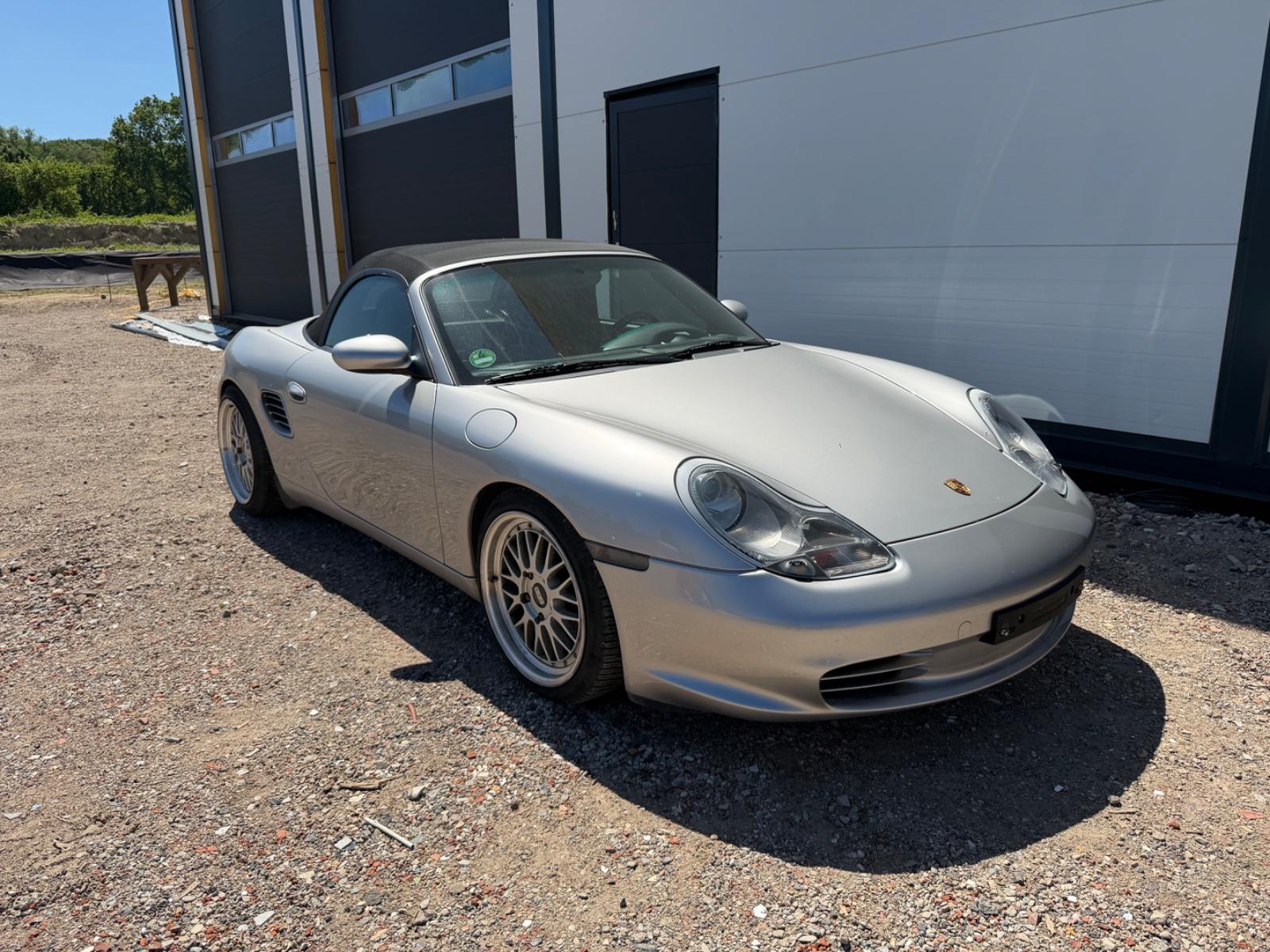 Porsche Boxster 2.7
