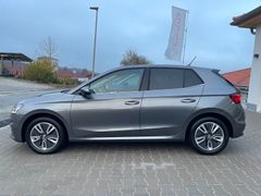 SKODA Fabia beheizb. Frontsche+Lenkrad SHZ ACC CarPlay