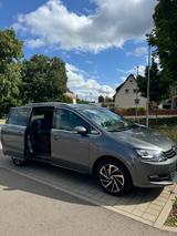 Volkswagen Sharan 2.0 TDI  7-Sitzer, AHK, SH, ACC, DSG