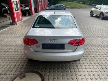 Bild 10 Audi A4 2.0 TFSI 155kW quattro Attraction nur Export