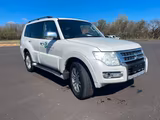 Mitsubishi Pajero 3.2DI-D 5D 4WD Aut. 200PS NR: 62017 LKW - Mitsubishi Pajero: 3.2