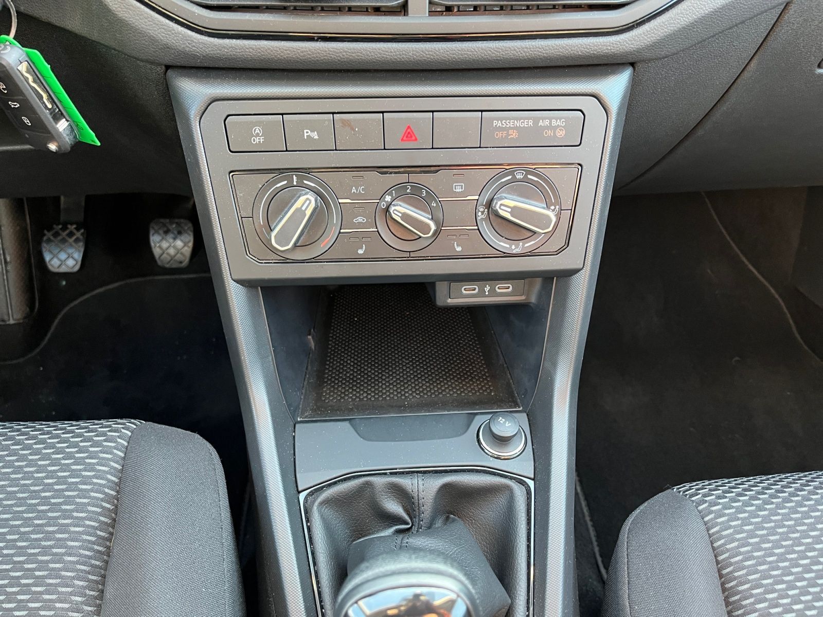 Volkswagen T-Cross - Bild 9