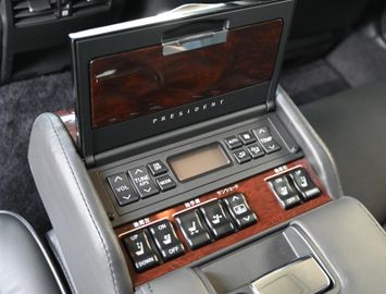 Nissan President (PGF50) – Bild 23