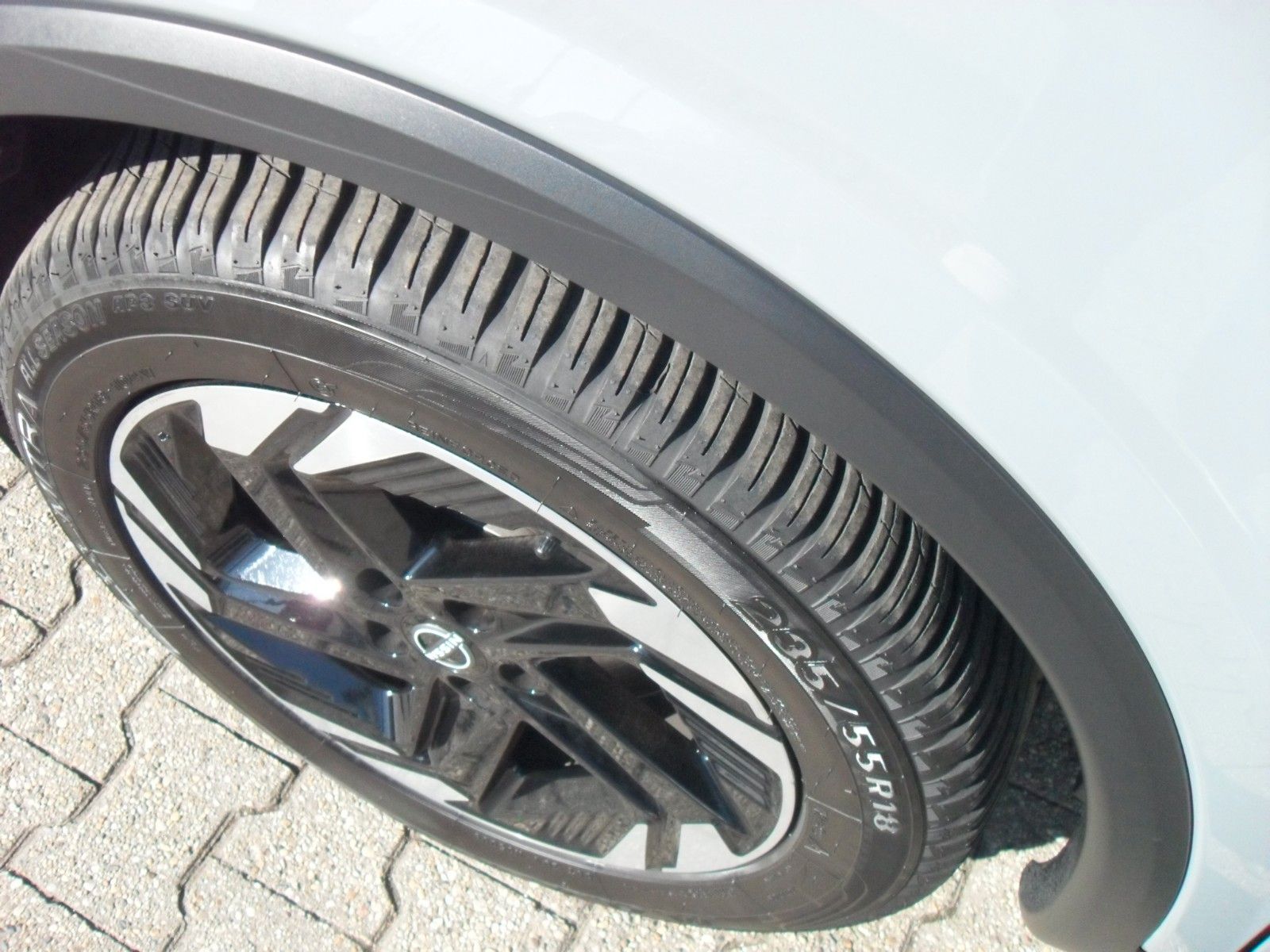 Fahrzeugabbildung Nissan Qashqai 1,3 N-Connecta | WP | ACC | HeadUp