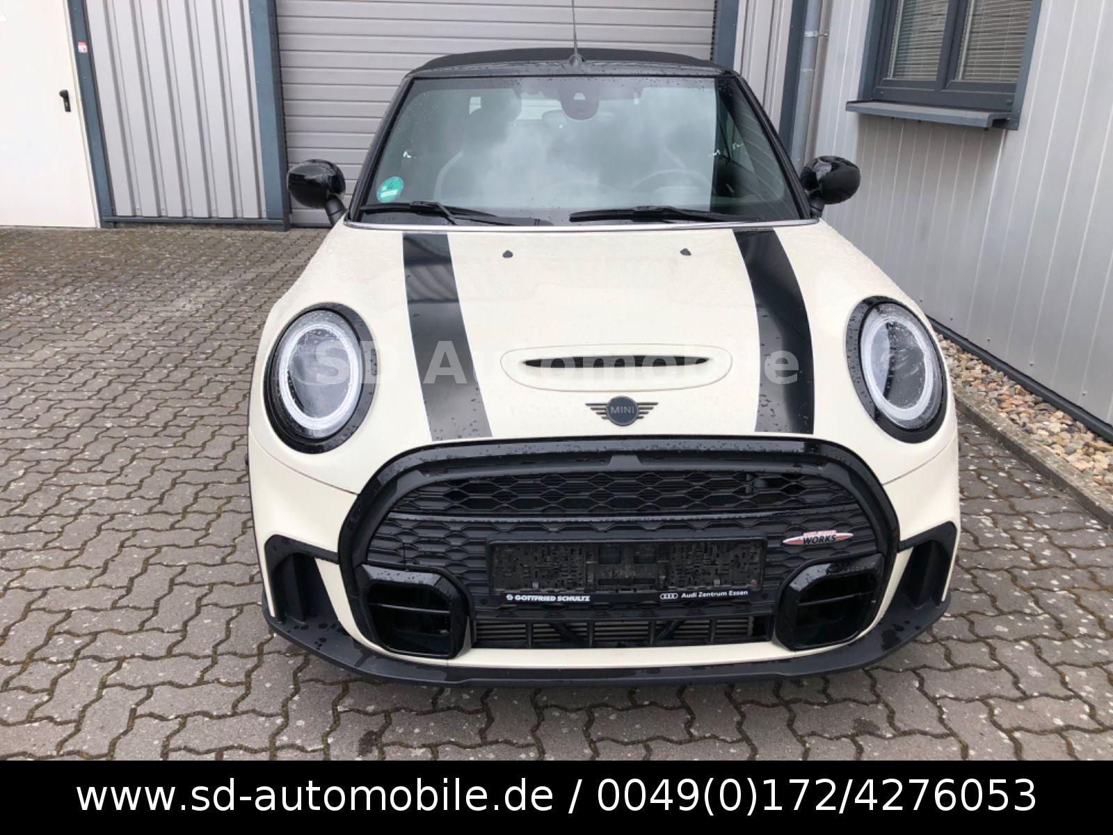 MINI Cabrio Cooper S John Cooper Works Trim