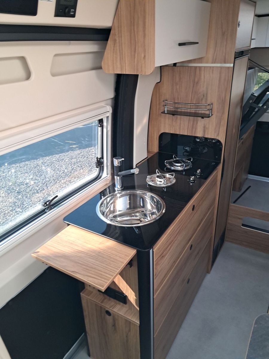 Fahrzeugabbildung Karmann Dexter DE 580 140 PS und Concept Paket