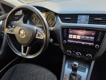 Skoda Octavia - 2