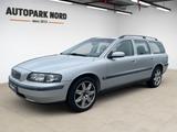 Volvo V70 2.4 Summum/2.Hand/KLIMAAUT./SHZ/TEMP/ALU - Volvo V70 mit Benzin-Antrieb: Leder, Kombi