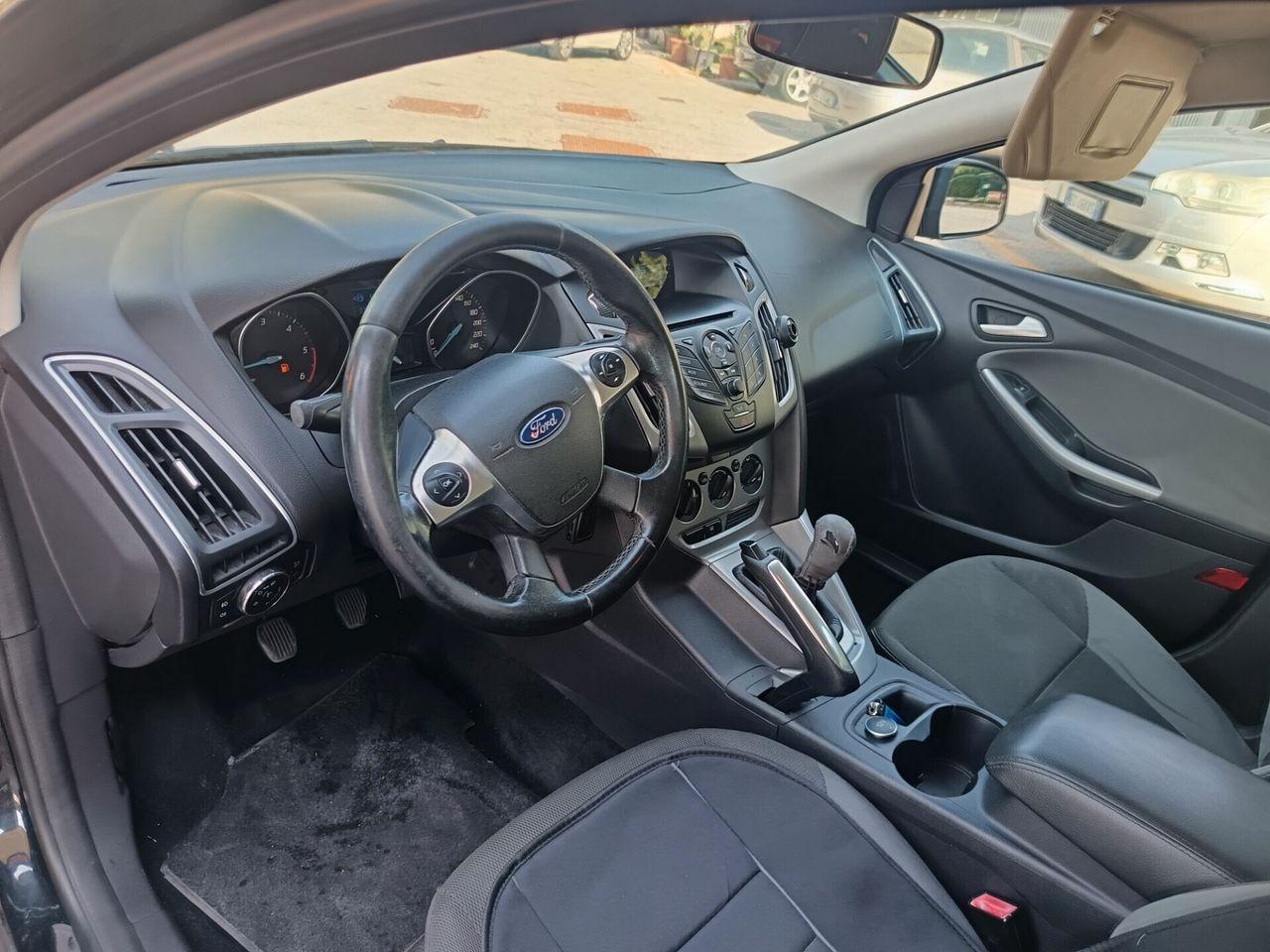Ford Focus 2012 — engine 1.560 cm³, 116 HP (85kW)