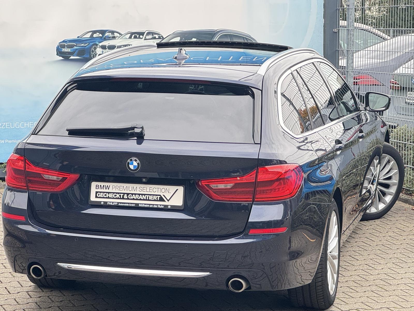 BMW 520d xDrive Tou PANO ACC Ad-LED HuD Sportsitz CD