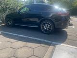 Mercedes-Benz GLC 300 4MATIC | 8-fach bereift LED | Navi | AMG - Mercedes-Benz GLC 300 Gebrauchtwagen in München