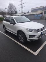 Volkswagen Touareg R-Line 3.0 V6 TDI 150kW  - VW Touareg Gebrauchtwagen in Köln
