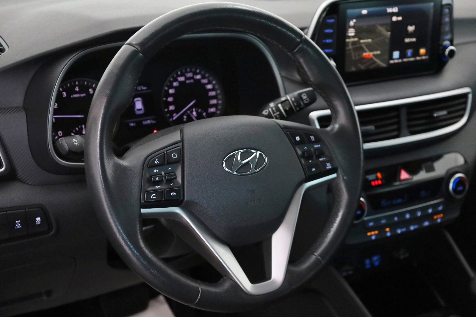 Fahrzeugabbildung Hyundai Tucson, 1.6 AWD Style Navi,Kamera,SH,Panorama