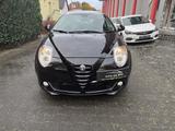 Alfa Romeo MiTo Junior Klima Einparkhilfe Schiebedach el. - schwarze Alfa Romeo Junior