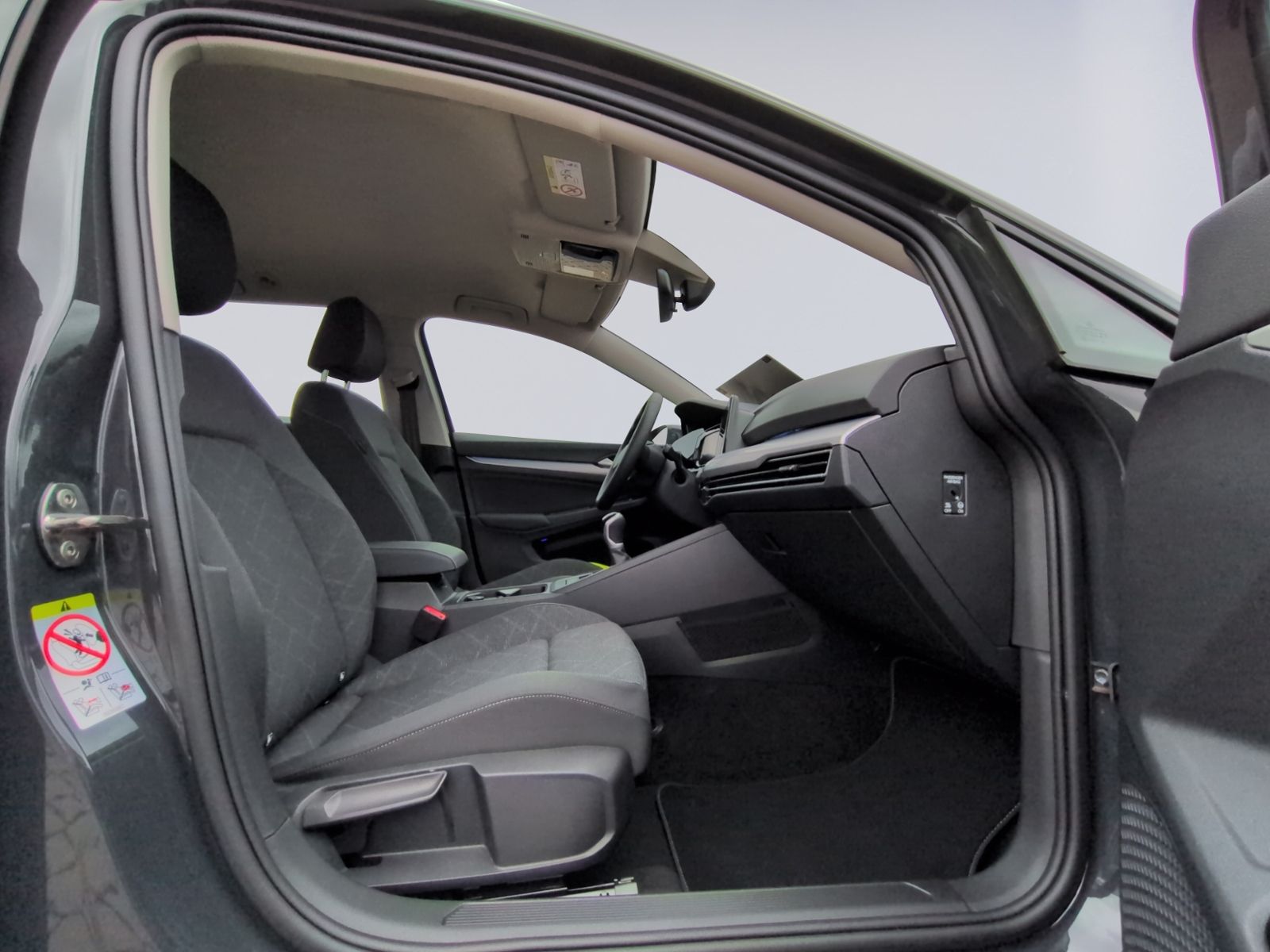 Golf VIII Variant 1.0 TSI NAVI+ALU+CarPlay+ACC+