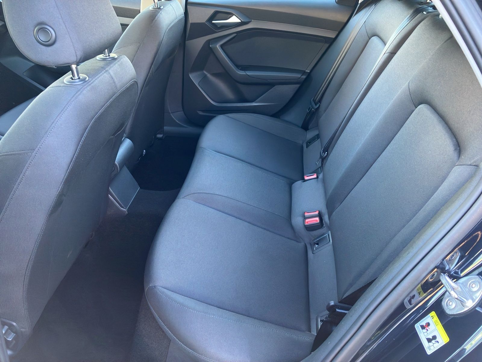 Fahrzeugabbildung Audi A1 Sportback 30 TFSI advanced S-tronic Climatron