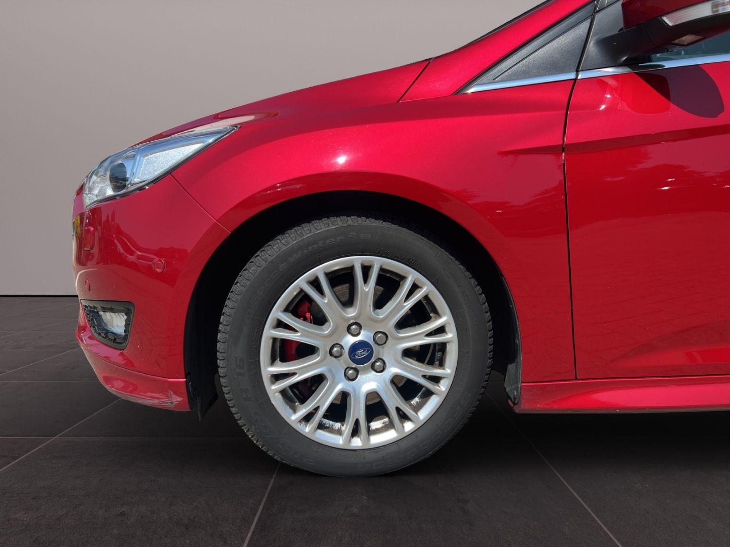 Fahrzeugabbildung Ford Focus Titanium 1.5 EcoBoost Sportpaket Navi Lede