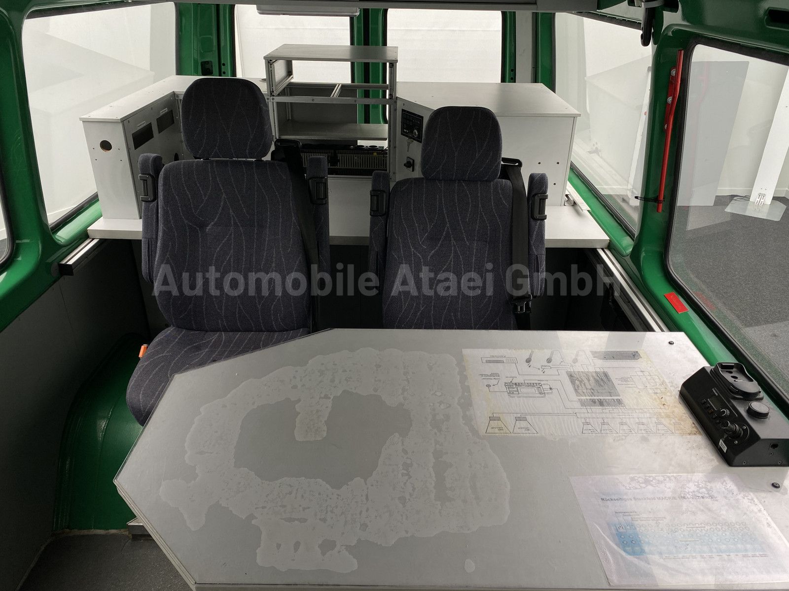 Fahrzeugabbildung Mercedes-Benz Sprinter 413 CDI MAXI *Behörde/Camper* GENERATOR