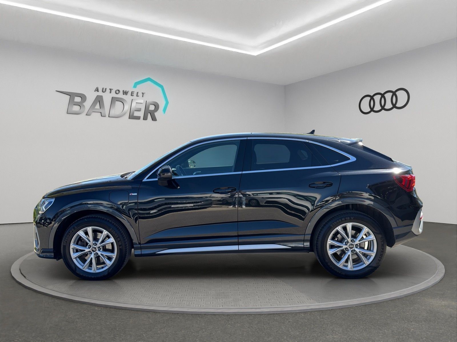 Audi Q3 Sportback 45 TFSI e S line LED RFK imagem 3