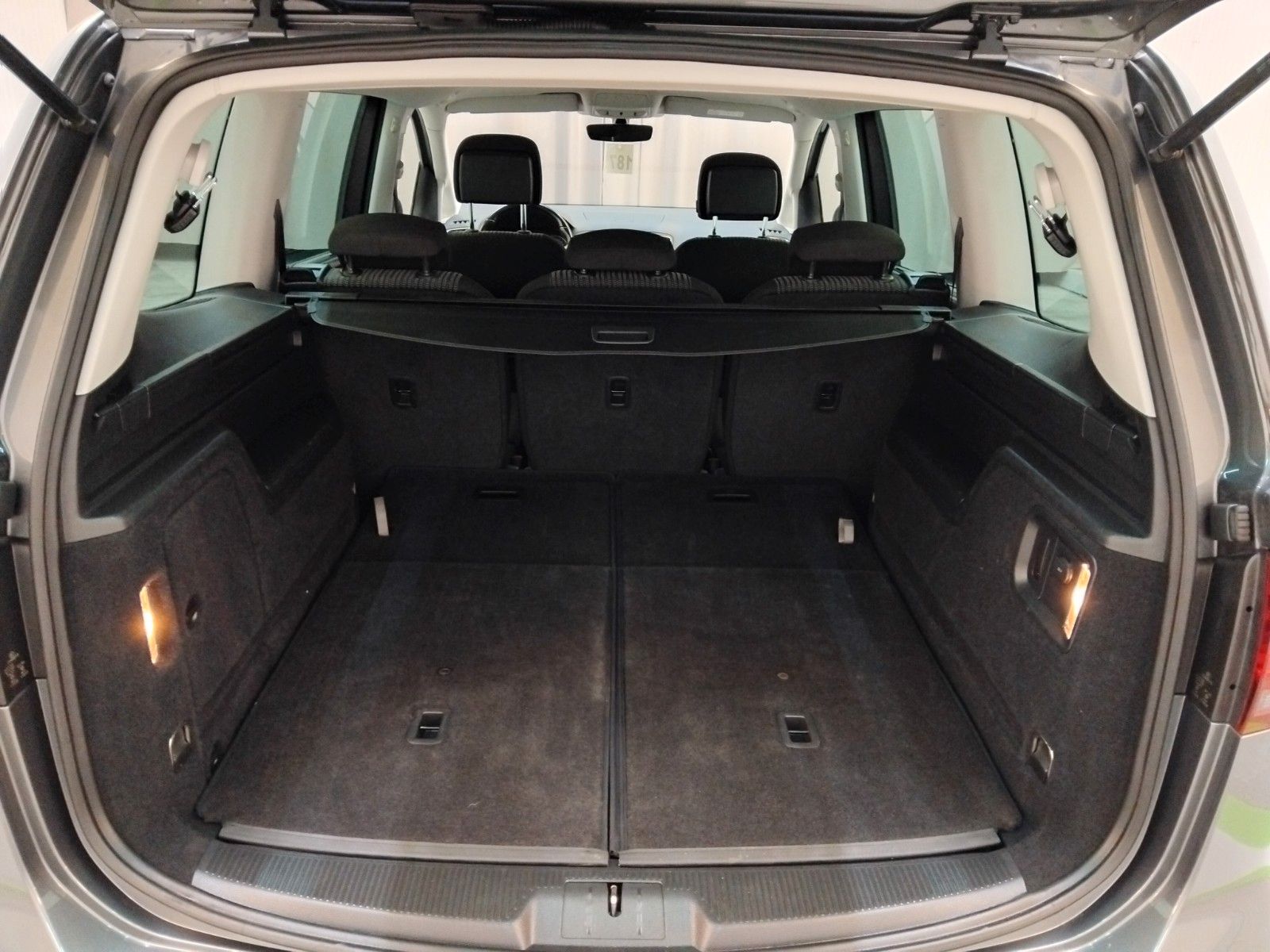 Seat Alhambra (06/2026, Benzin)
