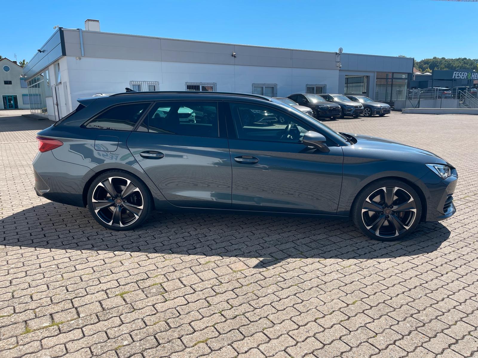 Cupra Leon ST VZ 2.0 TSI DSG ACC AHK BEATS KAM FULL LI, миниатюра 5