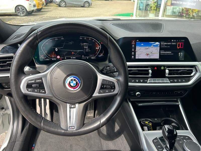 BMW 318i M Sport Touring AHK*Live Cockpit* foto 13