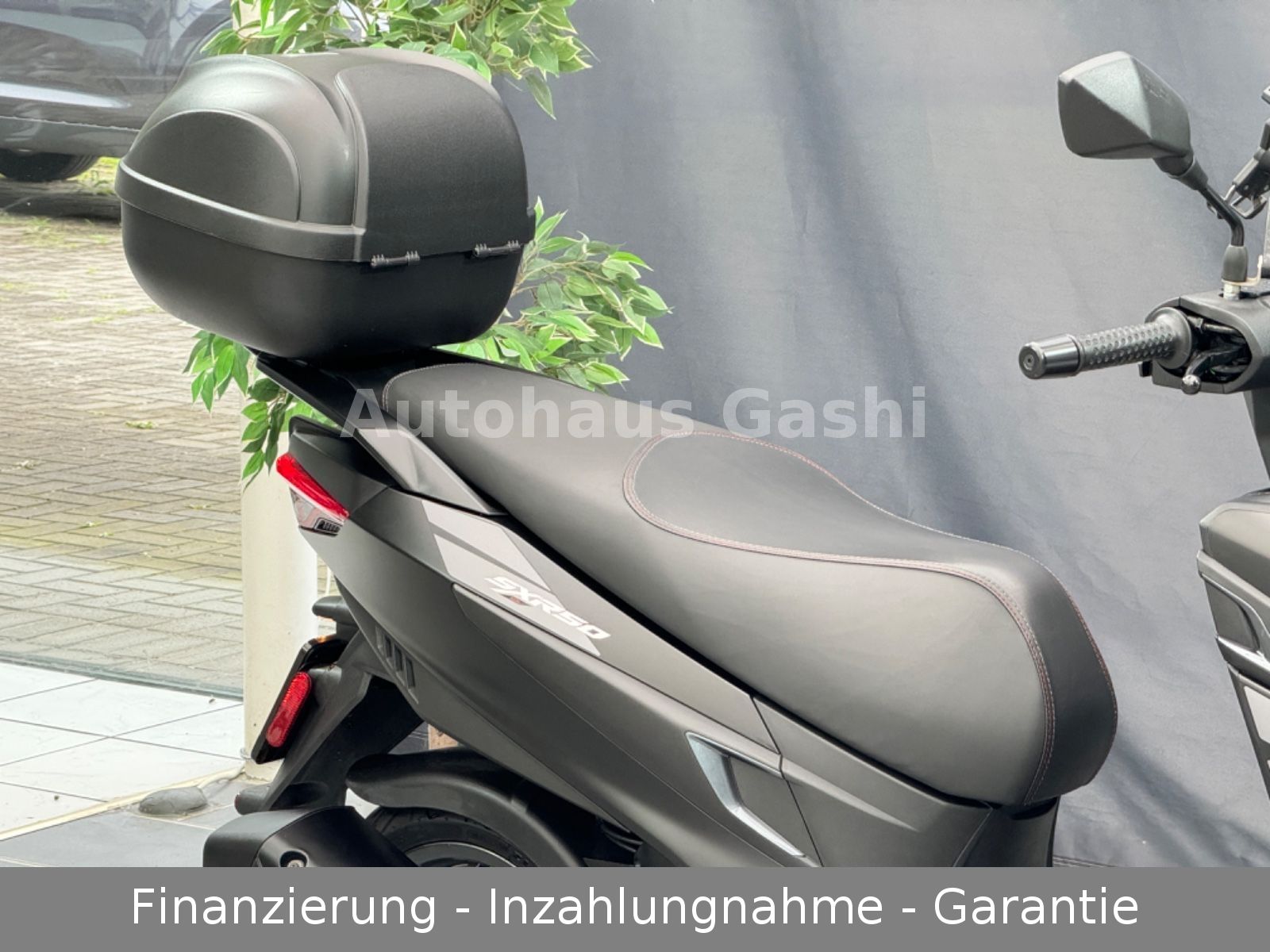 Fahrzeugabbildung Aprilia SXR50S*SchwarzMatt*LED*+Koffer